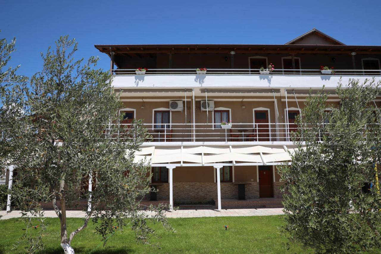 Dolce Italia Residence Radhimë Exteriér fotografie