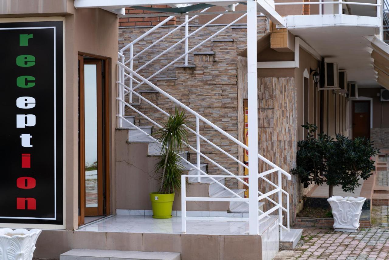 Dolce Italia Residence Radhimë Exteriér fotografie