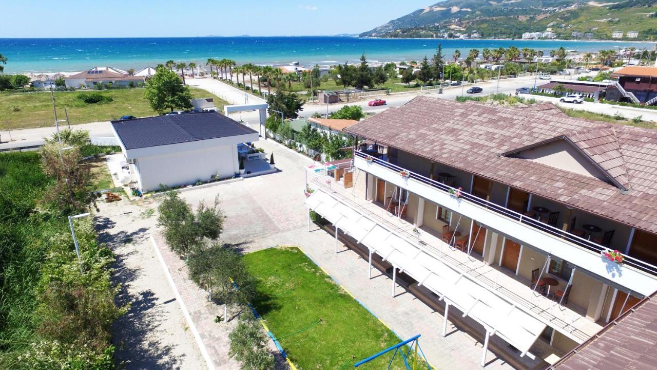 Dolce Italia Residence Radhimë Exteriér fotografie